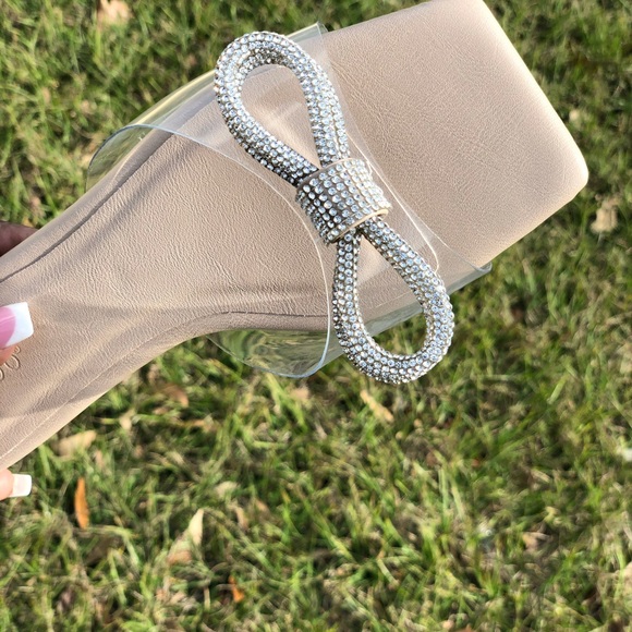 Spring Sandal - Picture 2 of 2